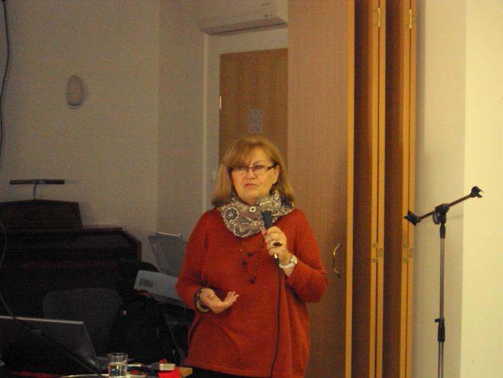 Jávorszky Edit előadása (1).JPG