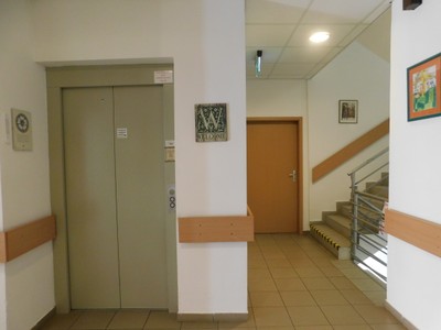 Lift 1.JPG