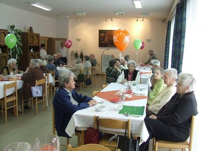 ünnepi ebéd (2).JPG - small